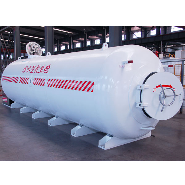 Waterproof lifesaving capsule